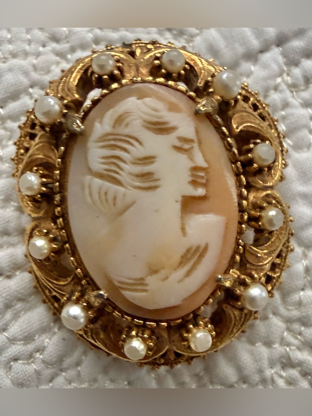 Florenza Vintage Gold-Tone Cameo Brooch or Pendant Faux Pearl Accents